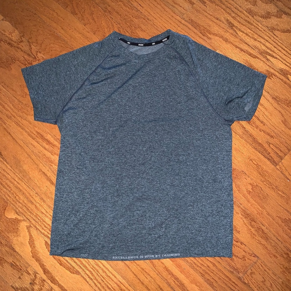 RHONE- Reign Tech Short Sleeve, medium